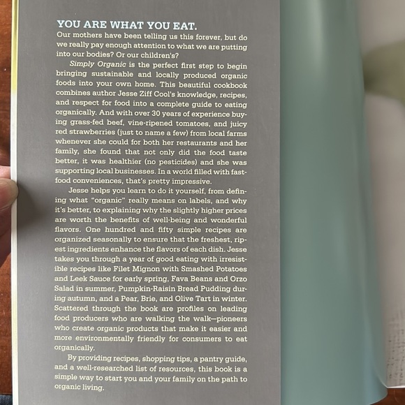 Simply Organic Cookbook - Picture 4 of 14